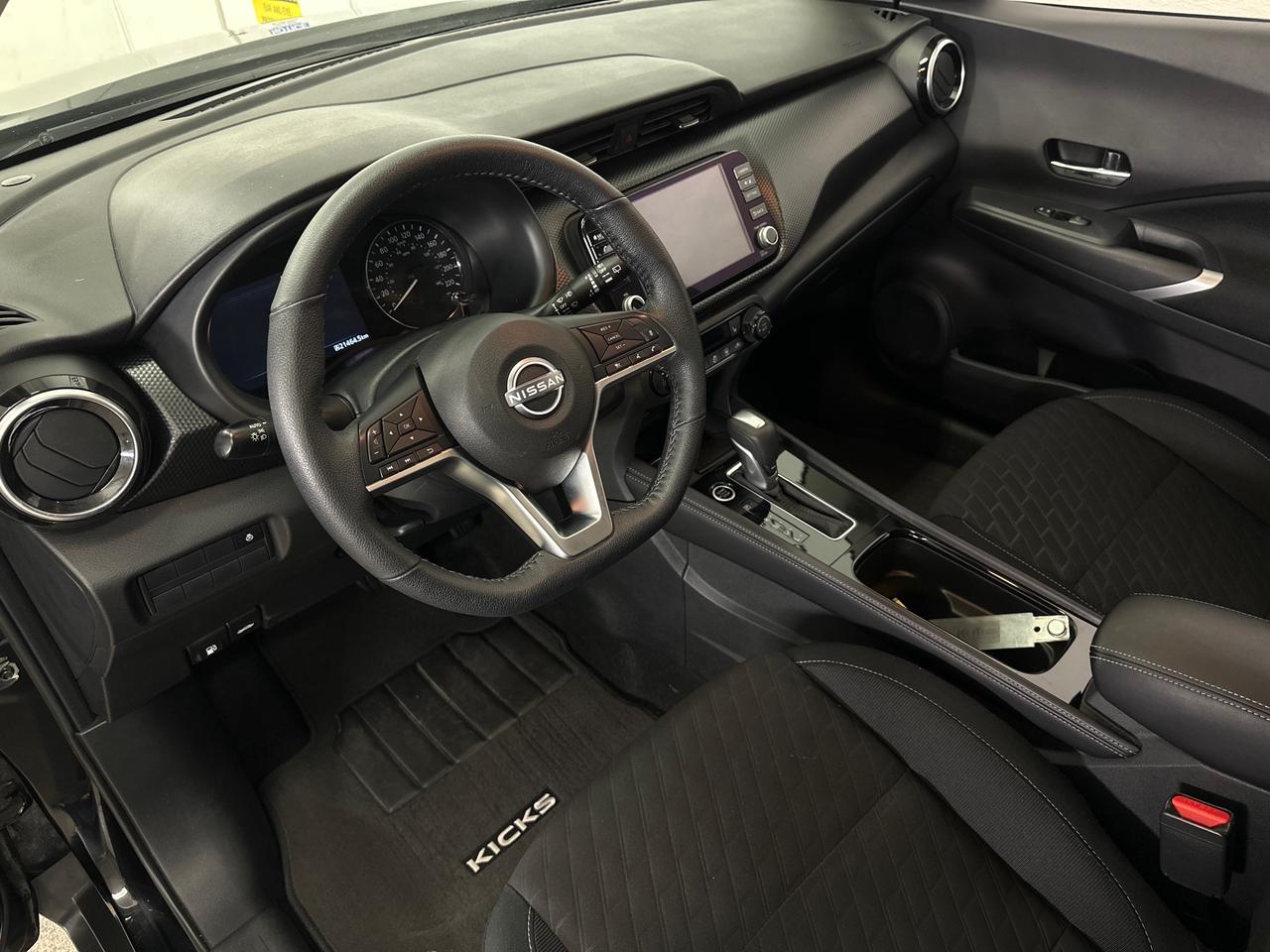 2024 Nissan Kicks SV/BLACK/21KM/OFF 1 OWNER NISSAN LEASE! Photo