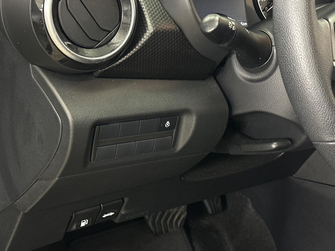 2024 Nissan Kicks SV/BLACK/21KM/OFF 1 OWNER NISSAN LEASE! Photo