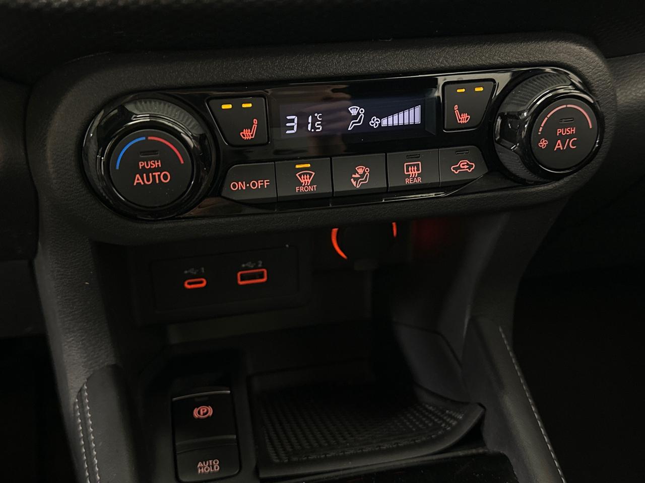 2024 Nissan Kicks SV/BLACK/21KM/OFF 1 OWNER NISSAN LEASE! Photo