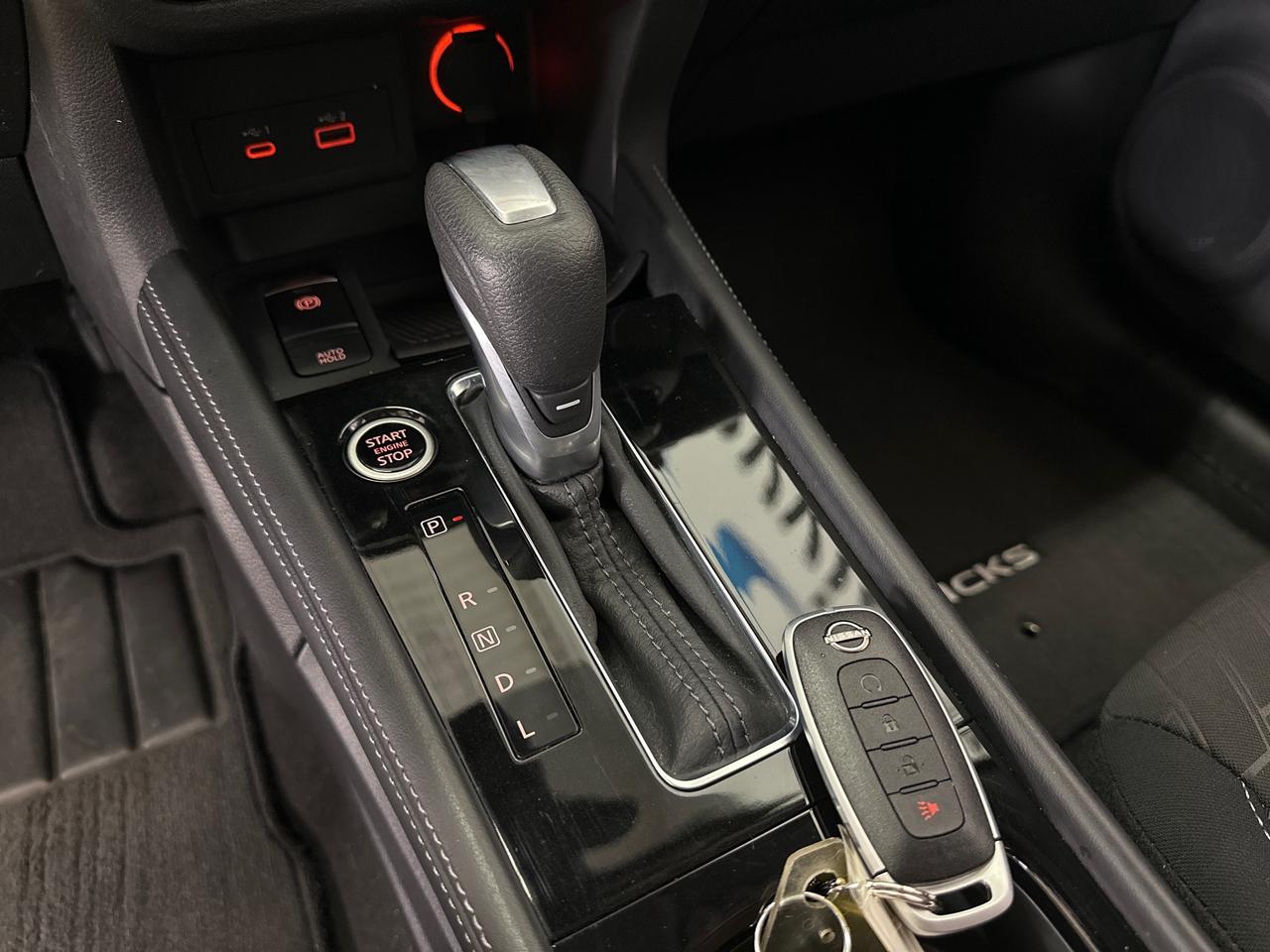 2024 Nissan Kicks SV/BLACK/21KM/OFF 1 OWNER NISSAN LEASE! Photo