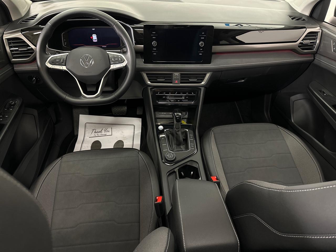 2026 Volkswagen Taos Comfortline Black Edition COMFORTLINE/BLACK EDITION/4MOTION/PANOROOF/19KM! Photo