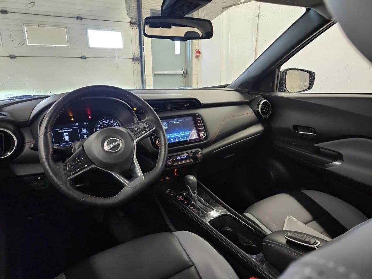 2024 Nissan Kicks SR/PREMIUM/17KM/LEATHER/ELECTRIC BLUE! Photo5
