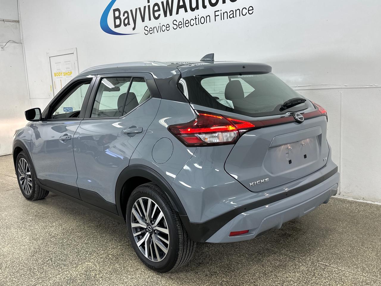 2024 Nissan Kicks SV/13KM/OFF NISSAN LEASE! Photo4