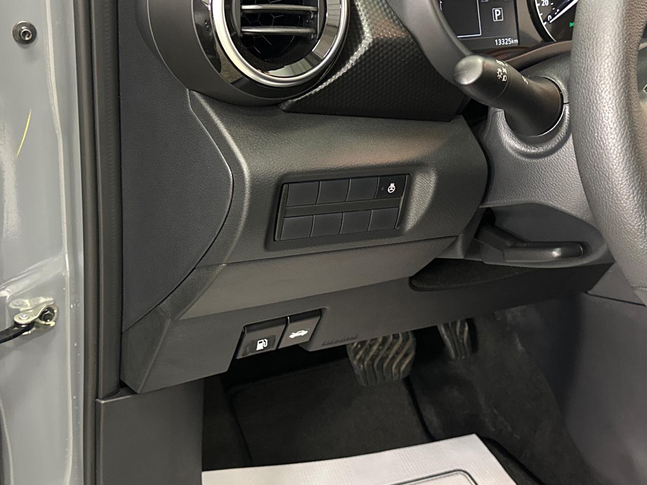 2024 Nissan Kicks SV/13KM/OFF NISSAN LEASE! Photo
