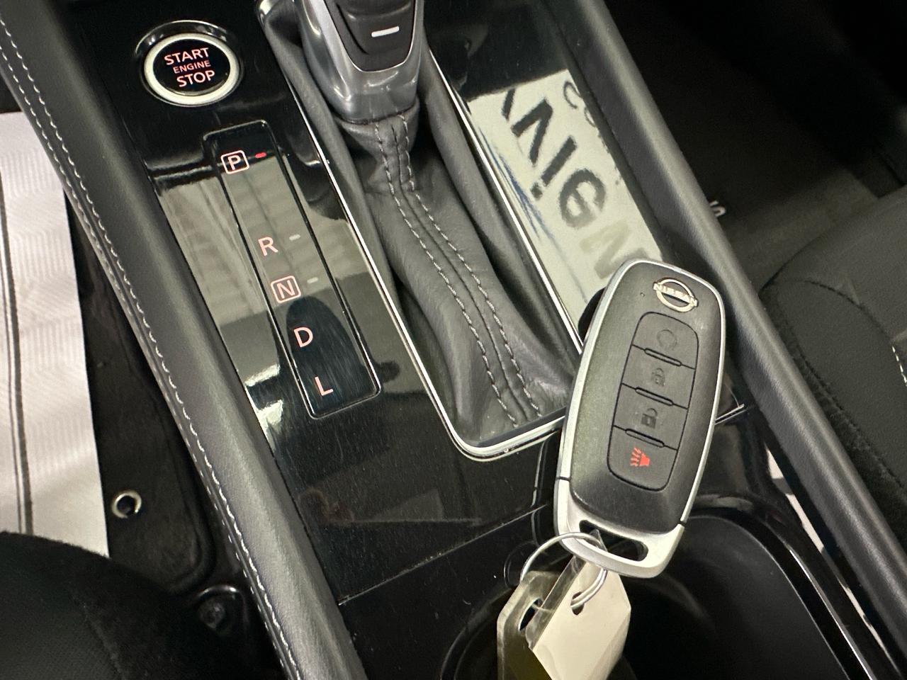 2024 Nissan Kicks SV/13KM/OFF NISSAN LEASE! Photo