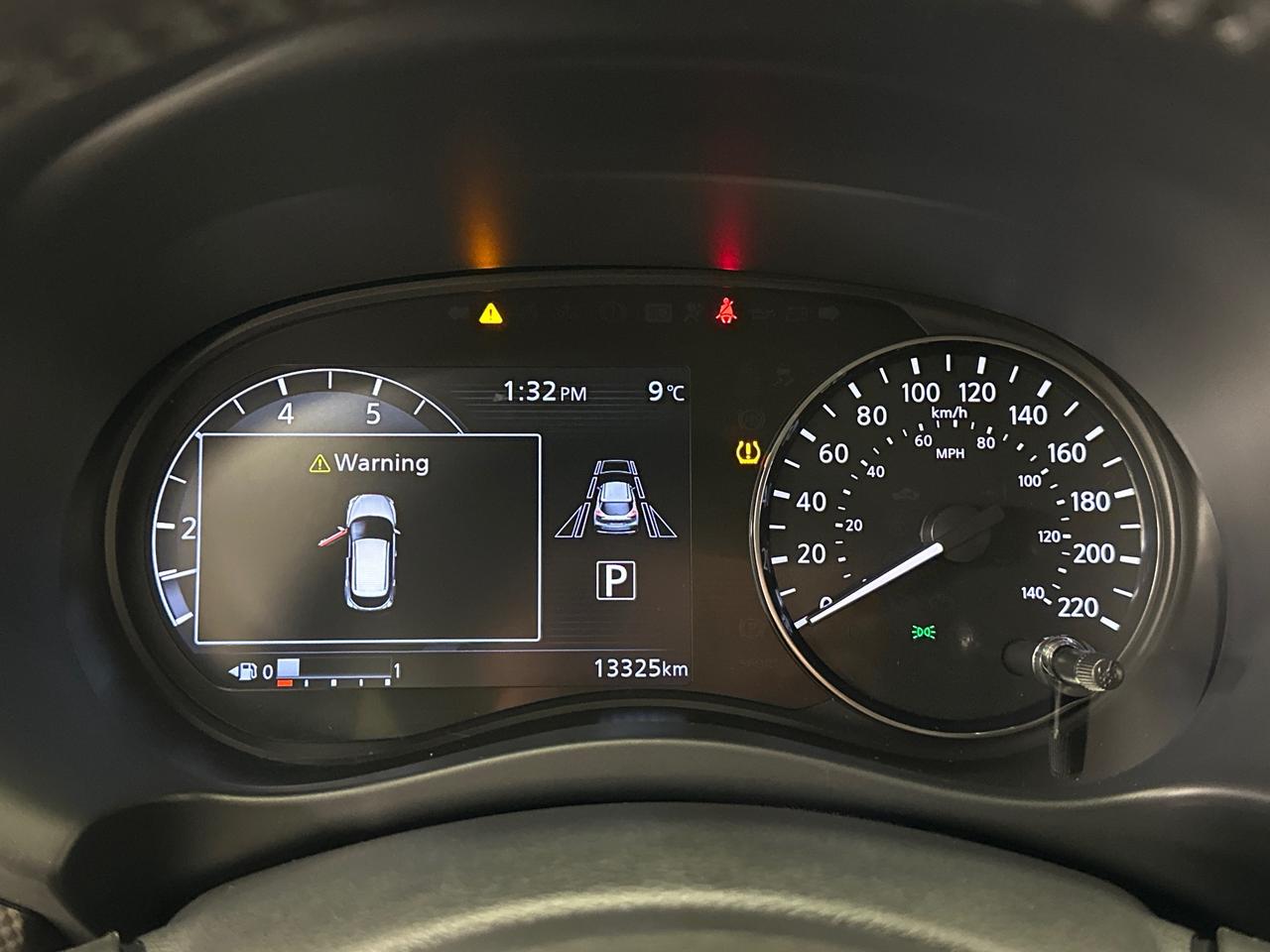 2024 Nissan Kicks SV/13KM/OFF NISSAN LEASE! Photo