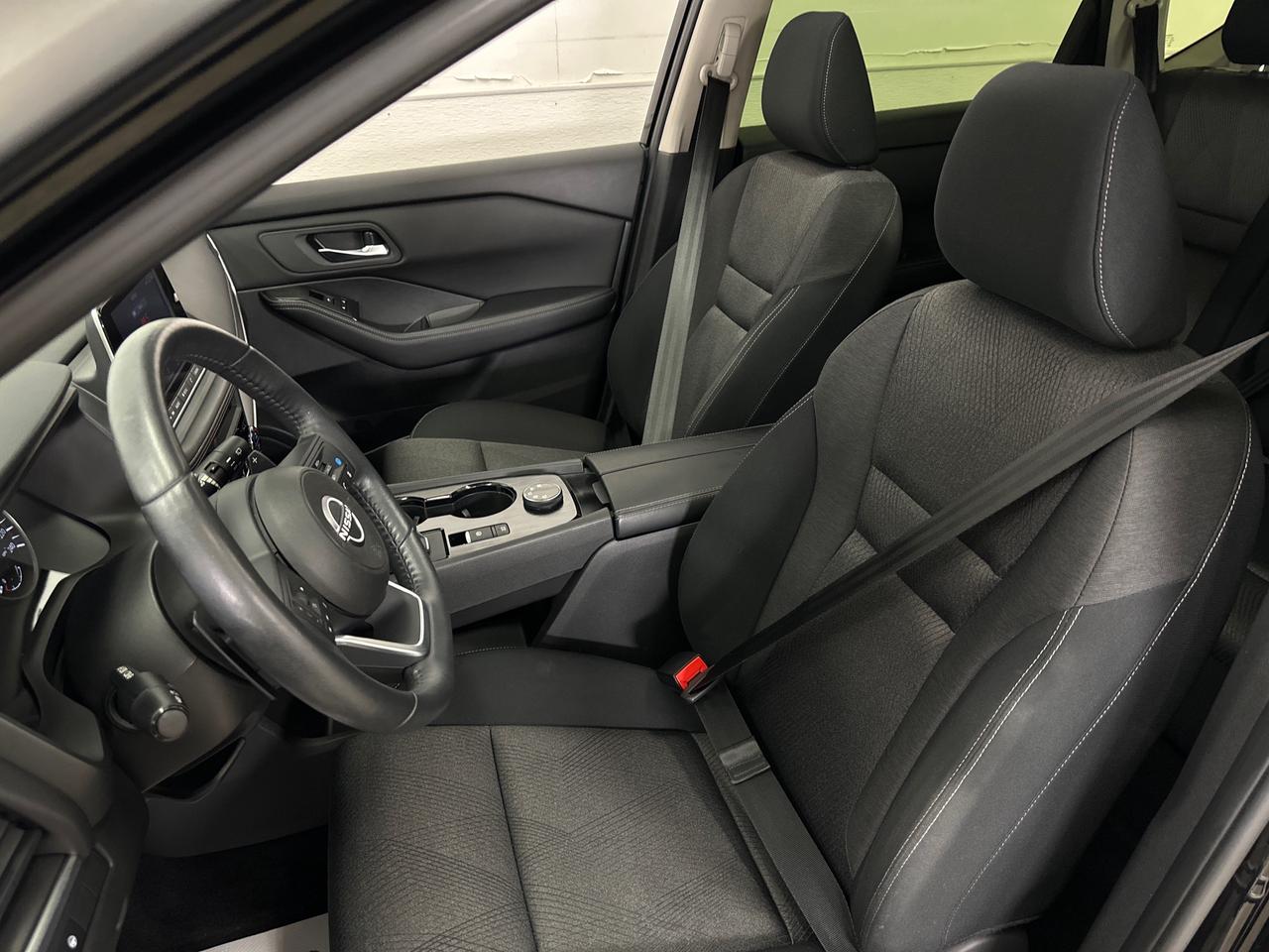 2024 Nissan Rogue SV Moonroof SV/AWD/PANOROOF/19KM/OFF NISSAN LEASE! Photo