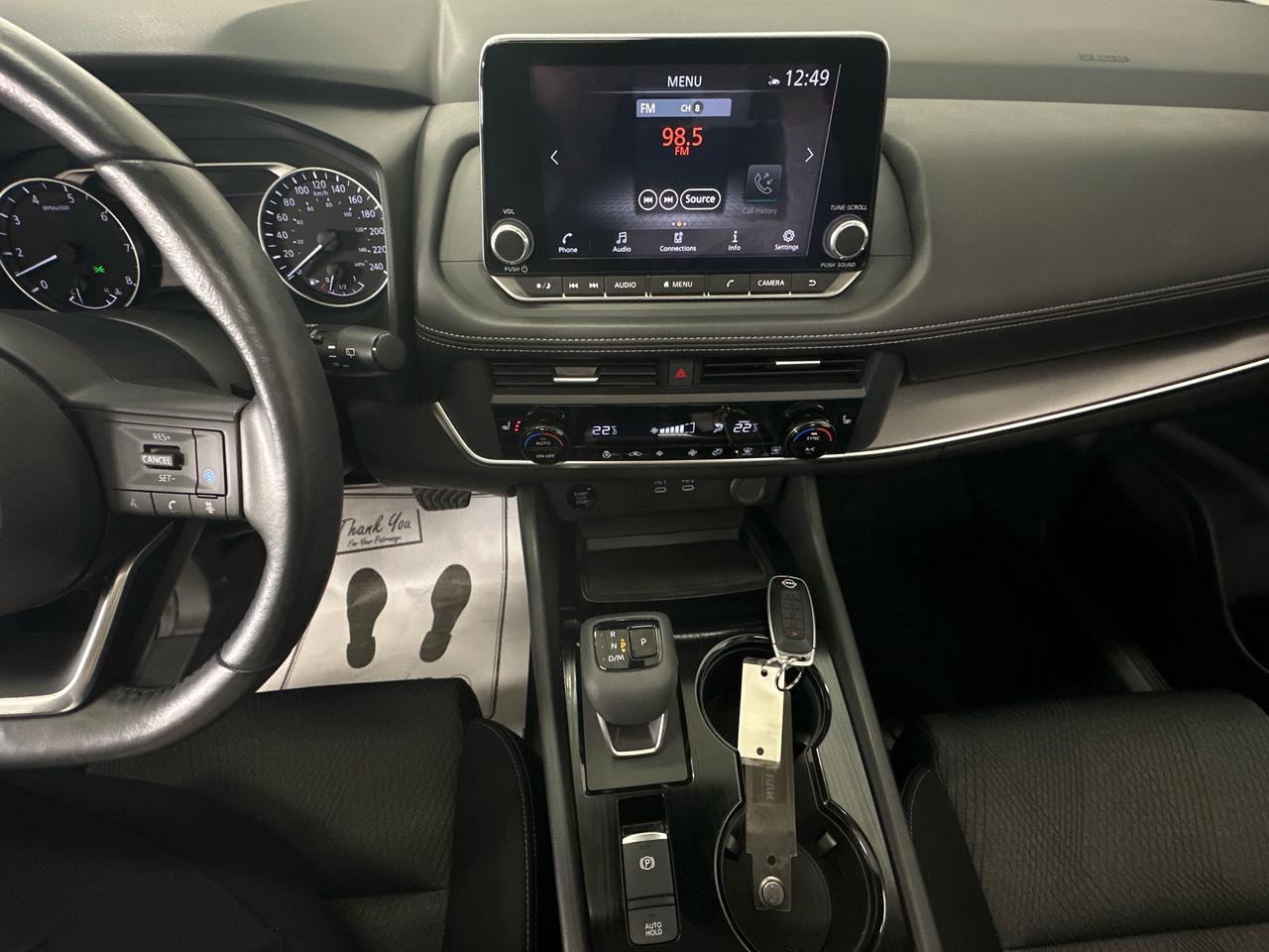 2024 Nissan Rogue SV Moonroof SV/AWD/PANOROOF/19KM/OFF NISSAN LEASE! Photo
