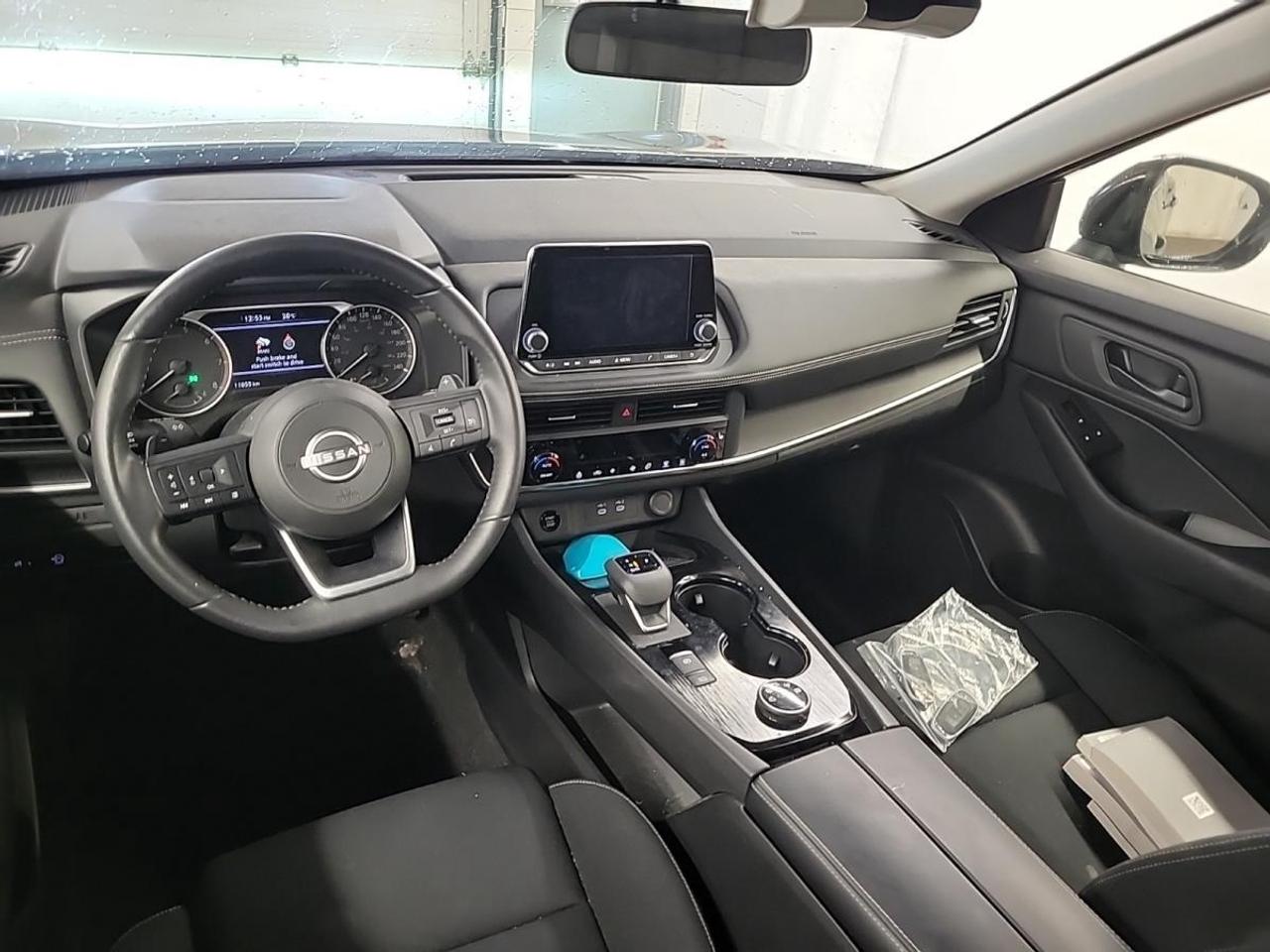 2024 Nissan Rogue S/AWD/11KM/BLACK/OFF NISSAN LEASE! Photo