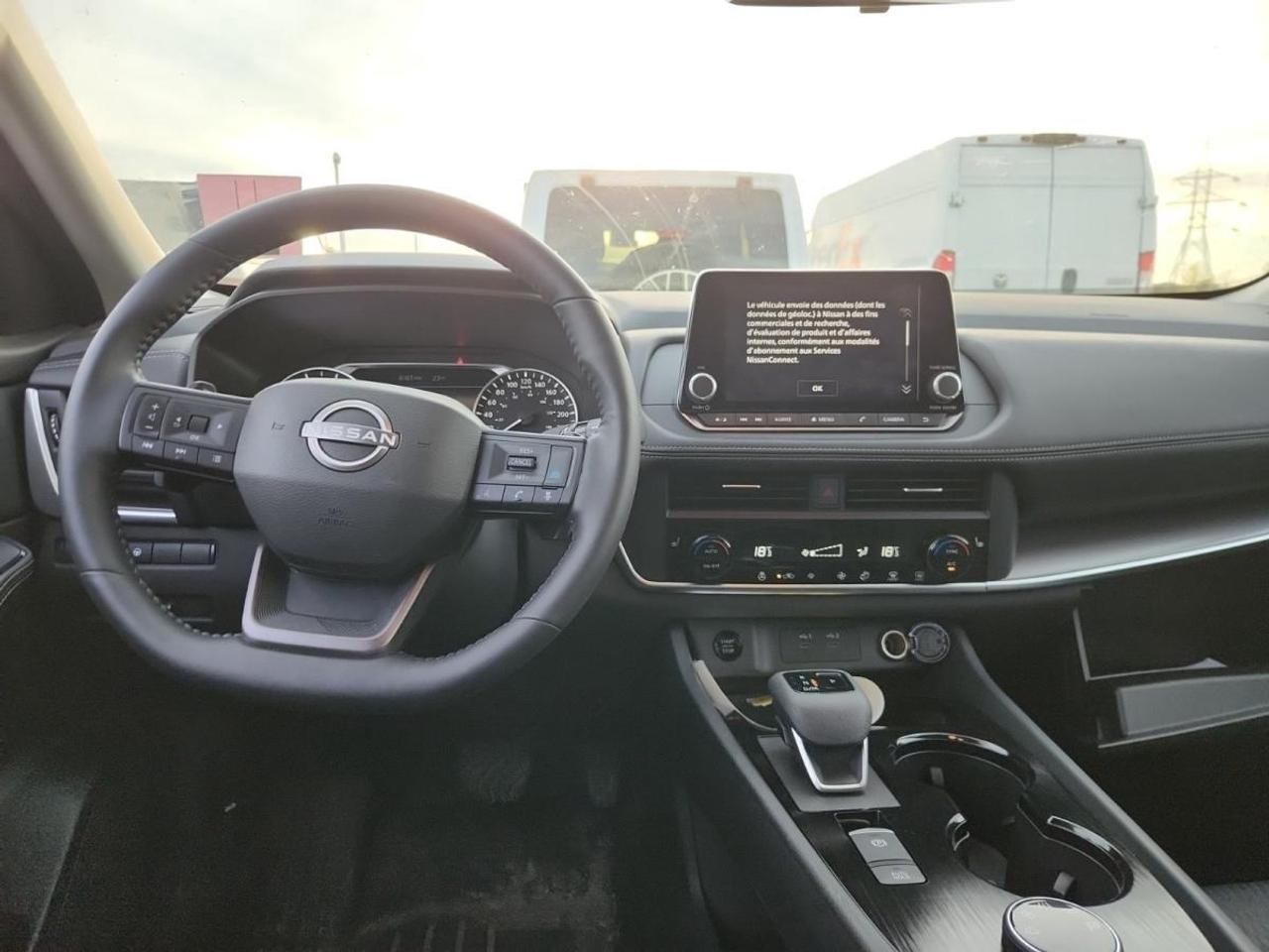 2025 Nissan Rogue Midnight Edition MIDNIGHT EDITION/AWD/21KM/OFF 1 OWNER LEASE! Photo