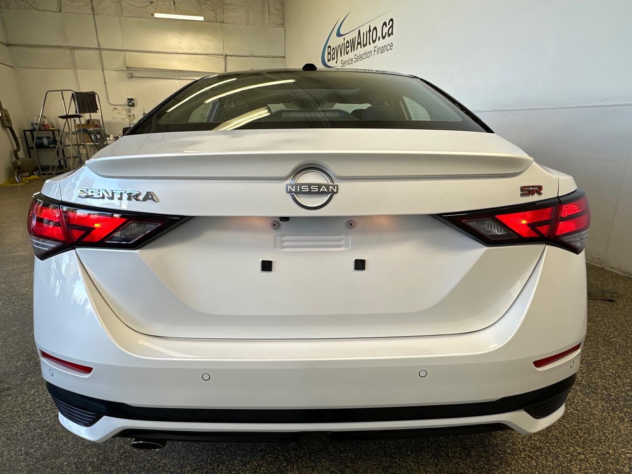 2024 Nissan Sentra SR/AUTO/19KM/SUNROOF/OFF NISSAN LEASE! Photo