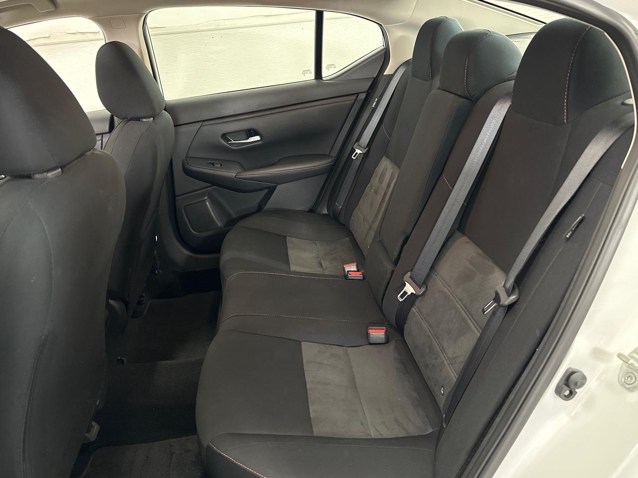 2024 Nissan Sentra SR/AUTO/19KM/SUNROOF/OFF NISSAN LEASE! Photo