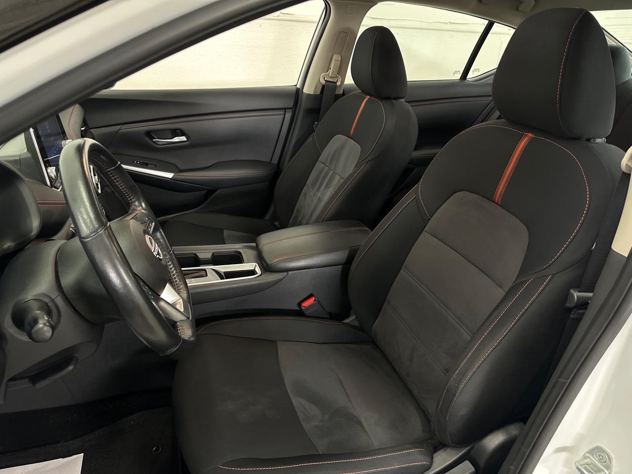 2024 Nissan Sentra SR/AUTO/19KM/SUNROOF/OFF NISSAN LEASE! Photo