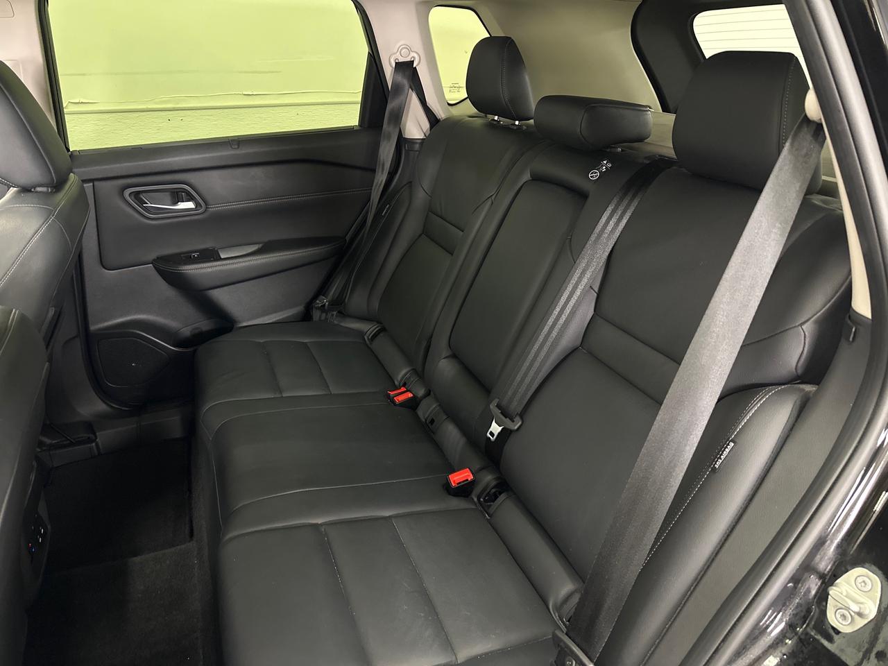 2024 Nissan Rogue SL/AWD/LEATHER/PANOROOF/NAVI/OFF 1 OWNER NISSAN LEASE! Photo