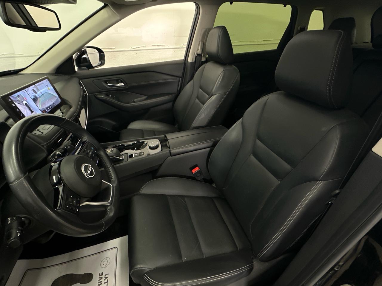2024 Nissan Rogue SL/AWD/LEATHER/PANOROOF/NAVI/OFF 1 OWNER NISSAN LEASE! Photo