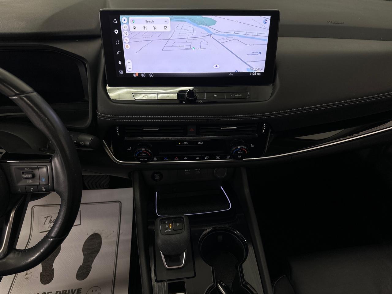 2024 Nissan Rogue SL/AWD/LEATHER/PANOROOF/NAVI/OFF 1 OWNER NISSAN LEASE! Photo