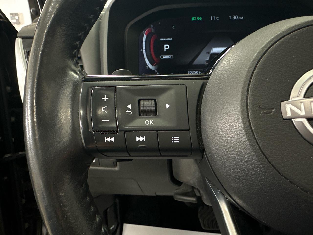 2024 Nissan Rogue SL/AWD/LEATHER/PANOROOF/NAVI/OFF 1 OWNER NISSAN LEASE! Photo