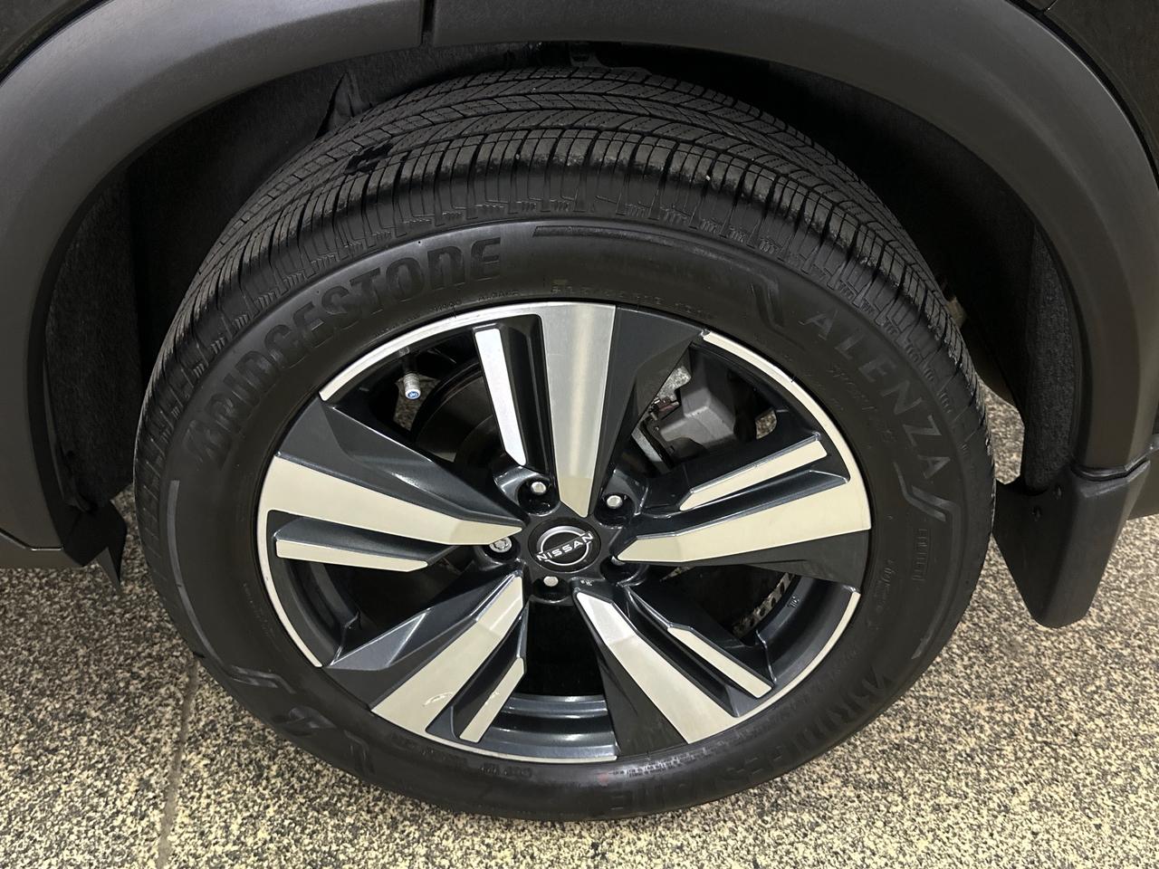 2024 Nissan Rogue SL/AWD/LEATHER/PANOROOF/NAVI/OFF 1 OWNER NISSAN LEASE! Photo