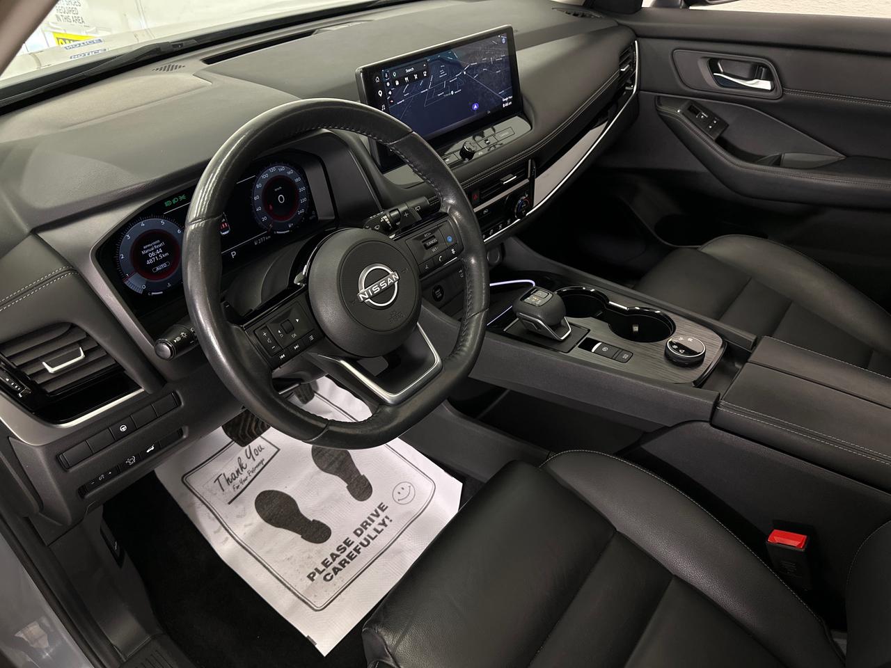 2024 Nissan Rogue SL/AWD/LEATHER/PANOROOF/NAVI/OFF 1 OWNER NISSAN LEASE! Photo