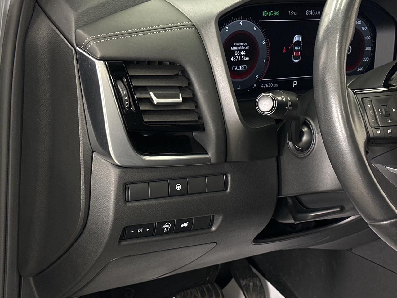 2024 Nissan Rogue SL/AWD/LEATHER/PANOROOF/NAVI/OFF 1 OWNER NISSAN LEASE! Photo