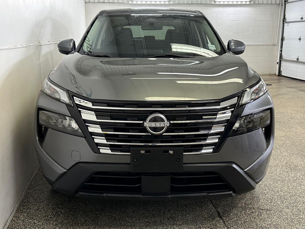 2024 Nissan Rogue S/AWD/30KM/OFF 1 OWNER NISSAN LEASE! Photo1