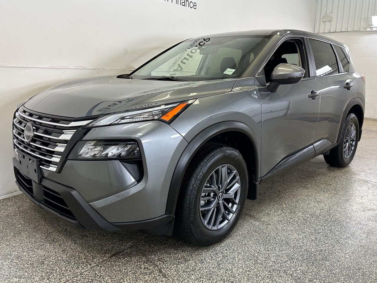 2024 Nissan Rogue S/AWD/30KM/OFF 1 OWNER NISSAN LEASE! Photo2