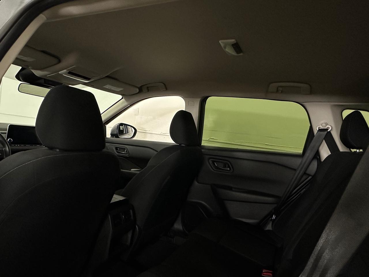 2024 Nissan Rogue S/AWD/30KM/OFF 1 OWNER NISSAN LEASE! Photo