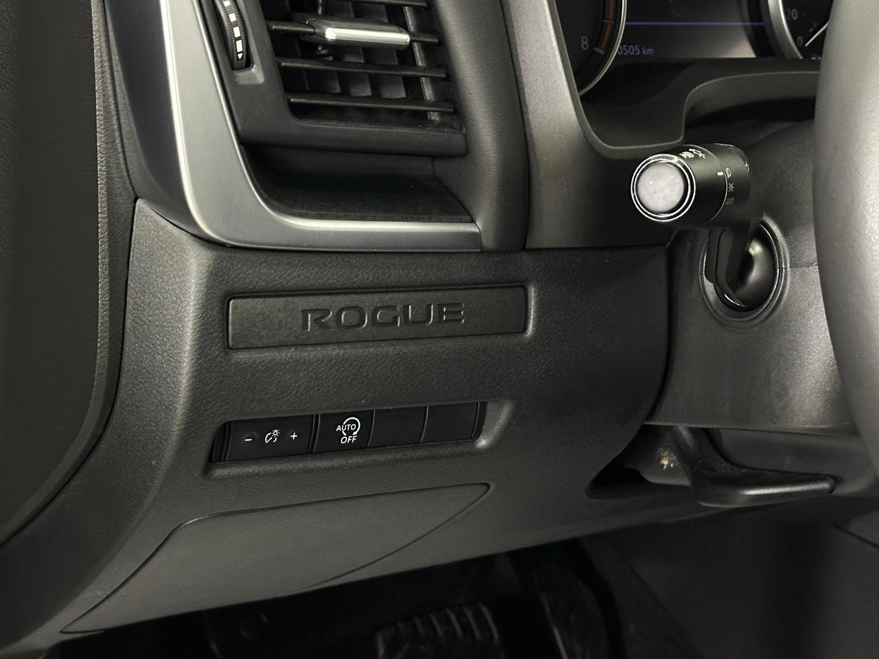2024 Nissan Rogue S/AWD/30KM/OFF 1 OWNER NISSAN LEASE! Photo