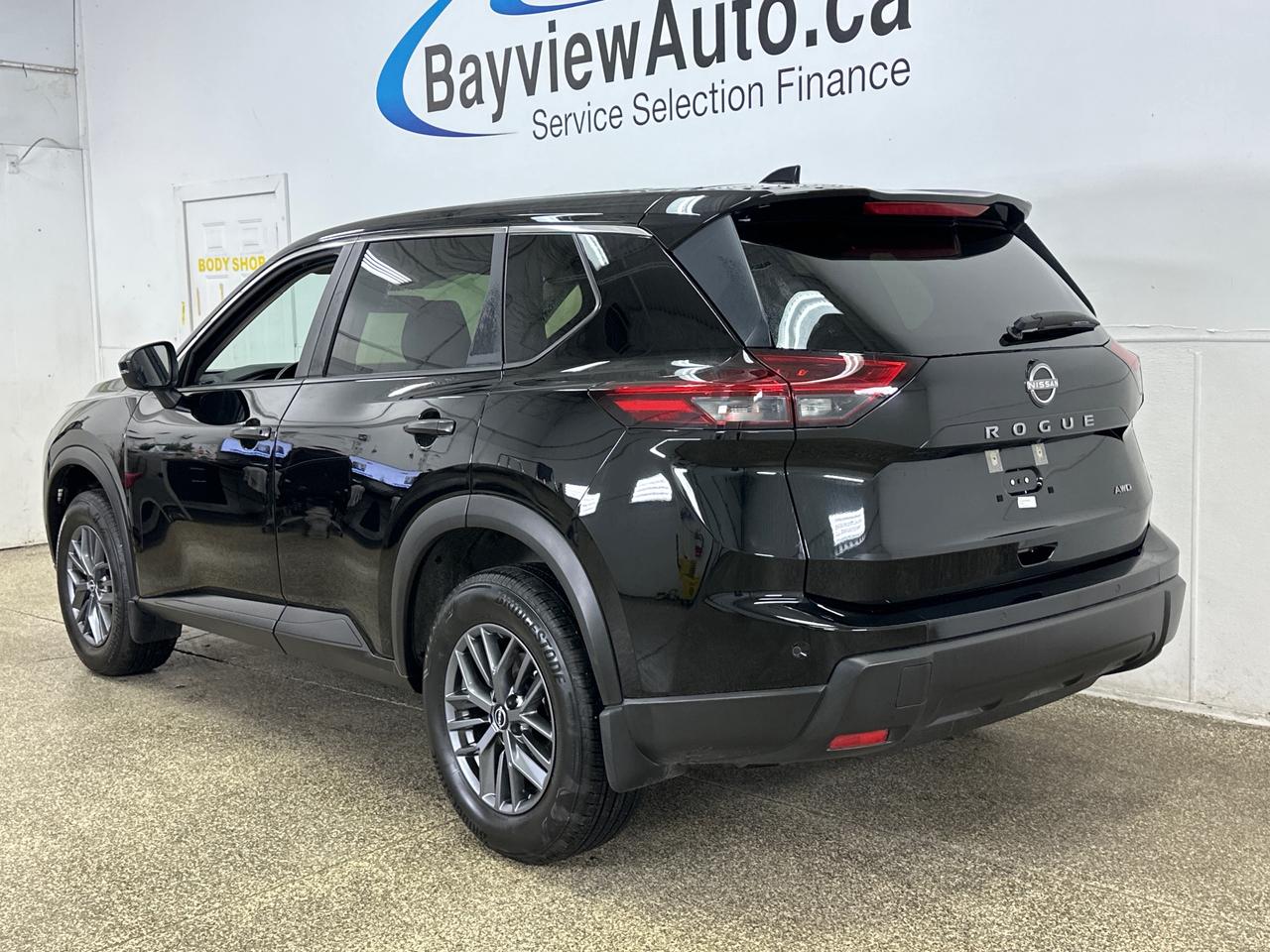 2025 Nissan Rogue S/AWD/BLACK/17KM/FRESH OFF NISSAN LEASE! Photo