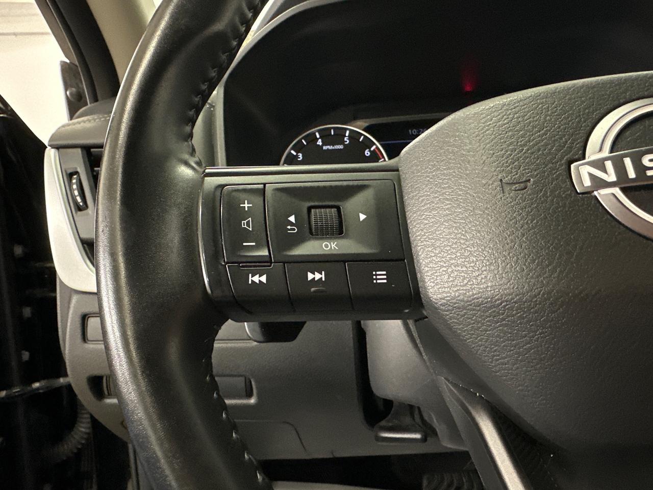 2025 Nissan Rogue S/AWD/BLACK/17KM/FRESH OFF NISSAN LEASE! Photo