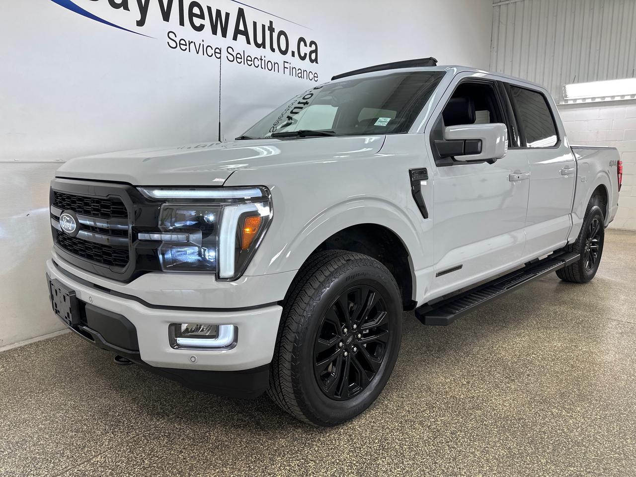 2024 Ford F-150 Lariat LARIAT/HYBRID/LEATHER/PANOROOF/NAVI/OFF 1 OWNER FORD LEASE! Photo