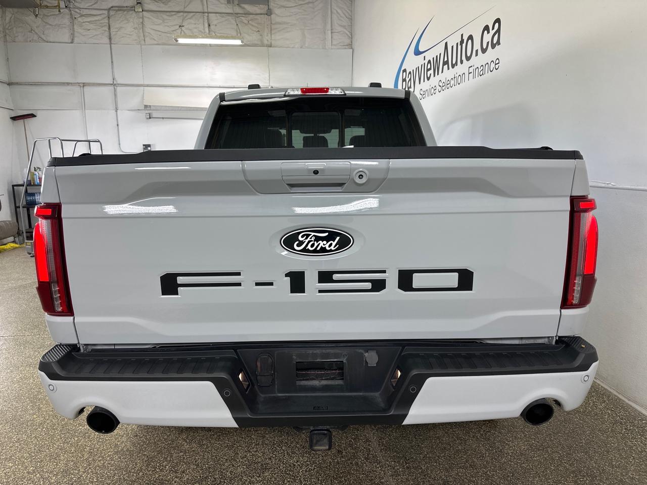 2024 Ford F-150 Lariat LARIAT/HYBRID/LEATHER/PANOROOF/NAVI/OFF 1 OWNER FORD LEASE! Photo