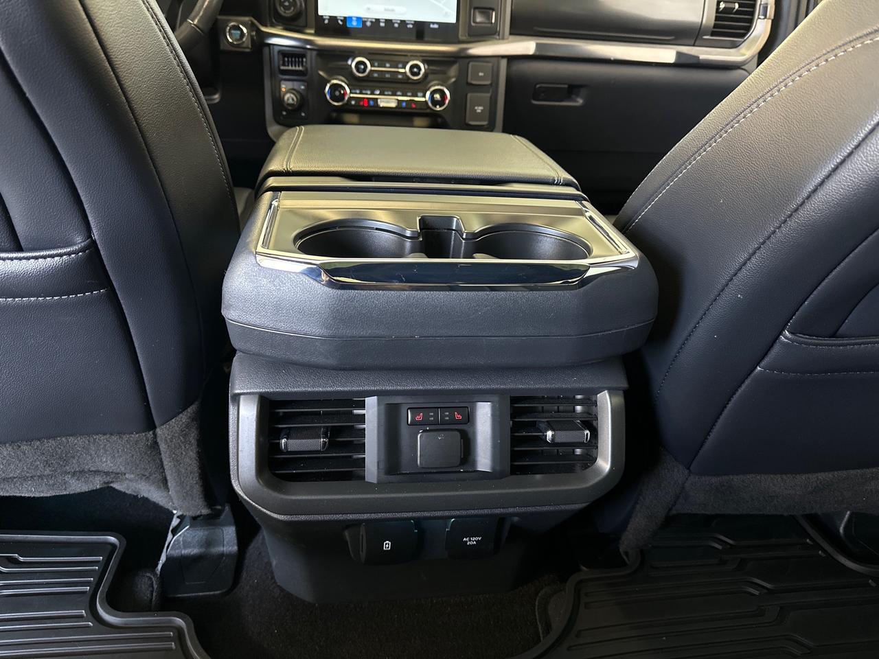 2024 Ford F-150 Lariat LARIAT/HYBRID/LEATHER/PANOROOF/NAVI/OFF 1 OWNER FORD LEASE! Photo