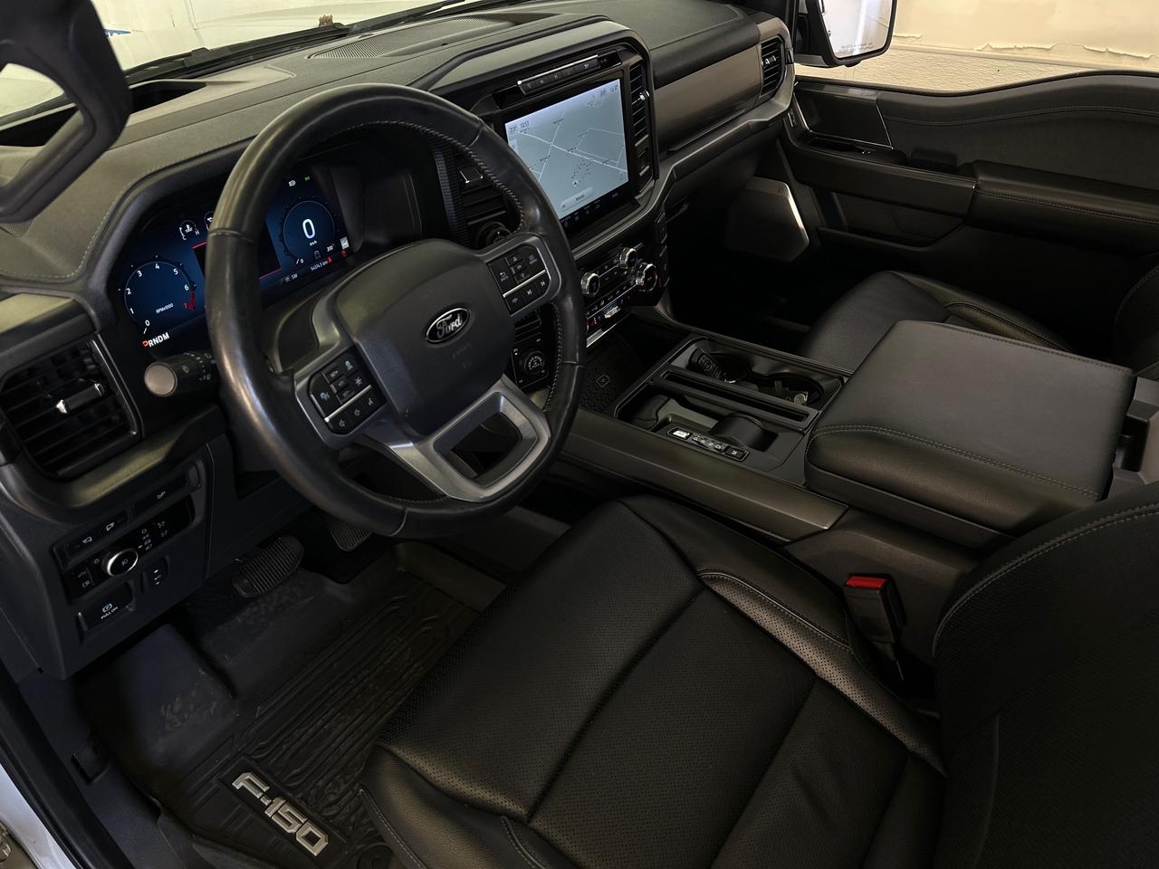 2024 Ford F-150 Lariat LARIAT/HYBRID/LEATHER/PANOROOF/NAVI/OFF 1 OWNER FORD LEASE! Photo