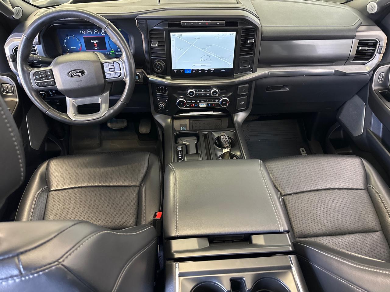 2024 Ford F-150 Lariat LARIAT/HYBRID/LEATHER/PANOROOF/NAVI/OFF 1 OWNER FORD LEASE! Photo