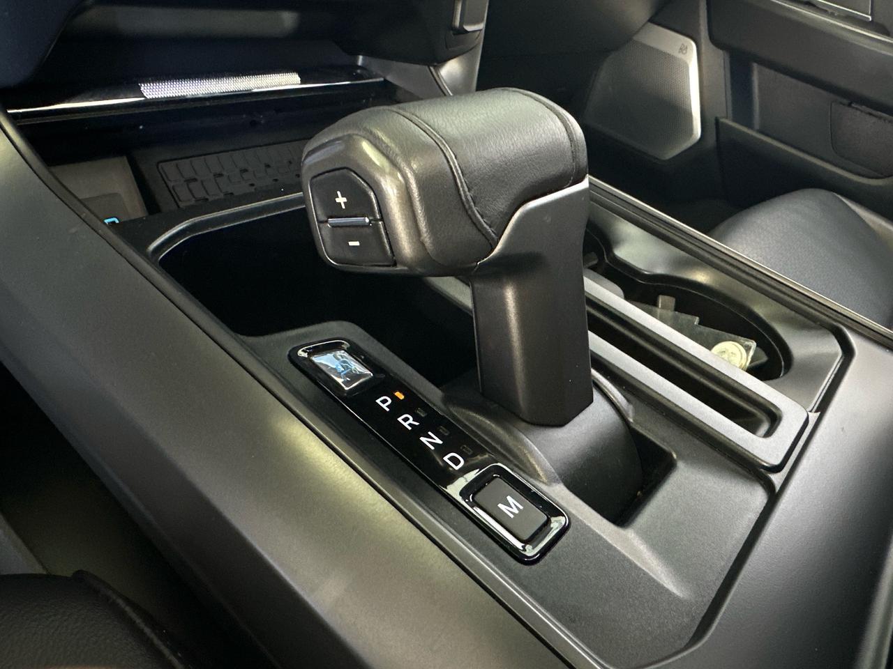 2024 Ford F-150 Lariat LARIAT/HYBRID/LEATHER/PANOROOF/NAVI/OFF 1 OWNER FORD LEASE! Photo