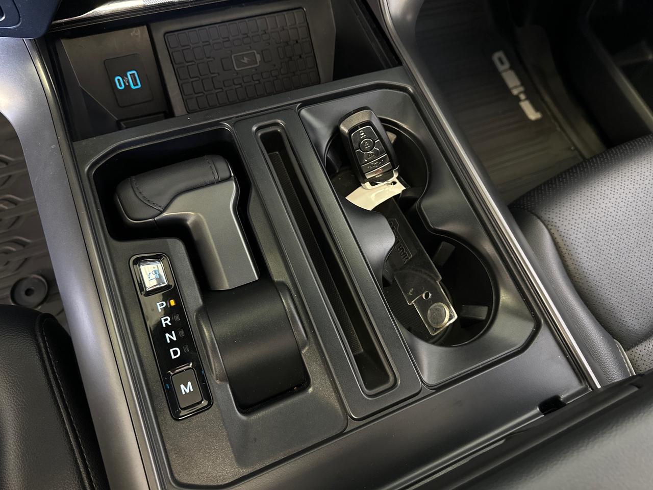 2024 Ford F-150 Lariat LARIAT/HYBRID/LEATHER/PANOROOF/NAVI/OFF 1 OWNER FORD LEASE! Photo