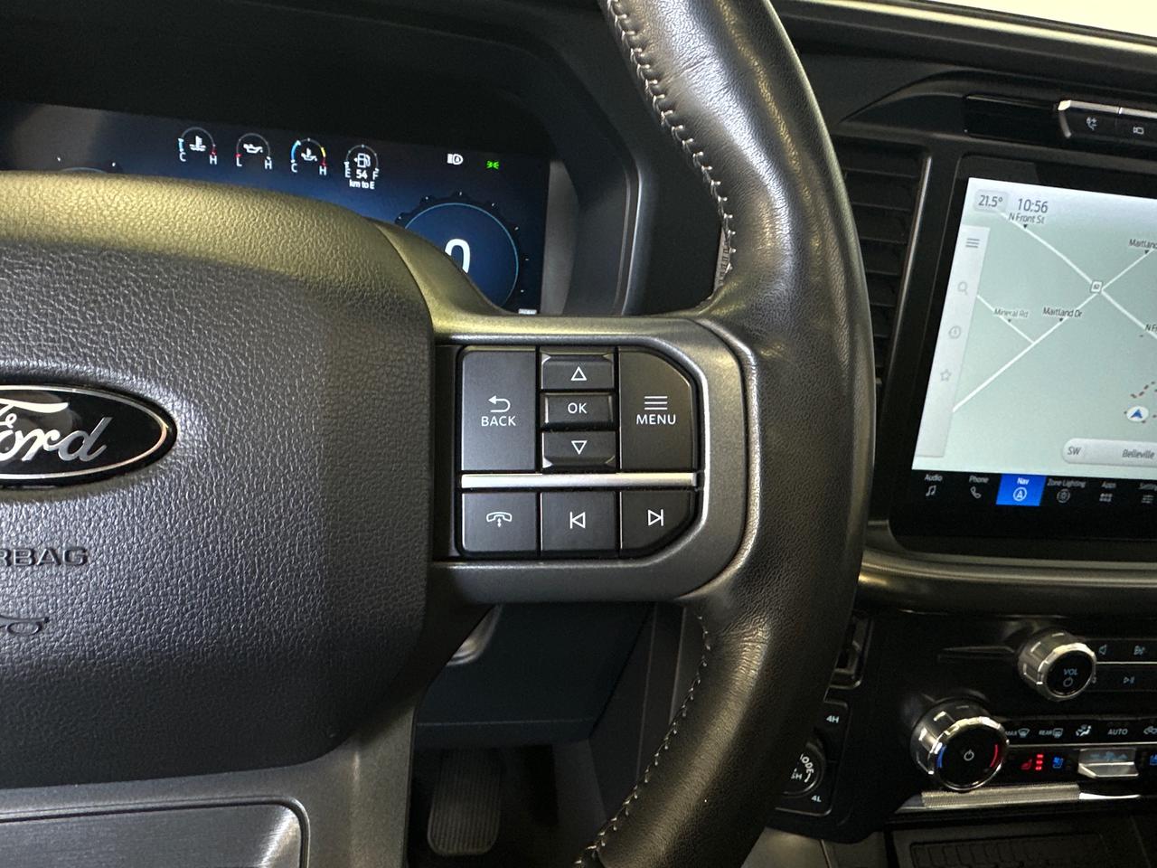 2024 Ford F-150 Lariat LARIAT/HYBRID/LEATHER/PANOROOF/NAVI/OFF 1 OWNER FORD LEASE! Photo