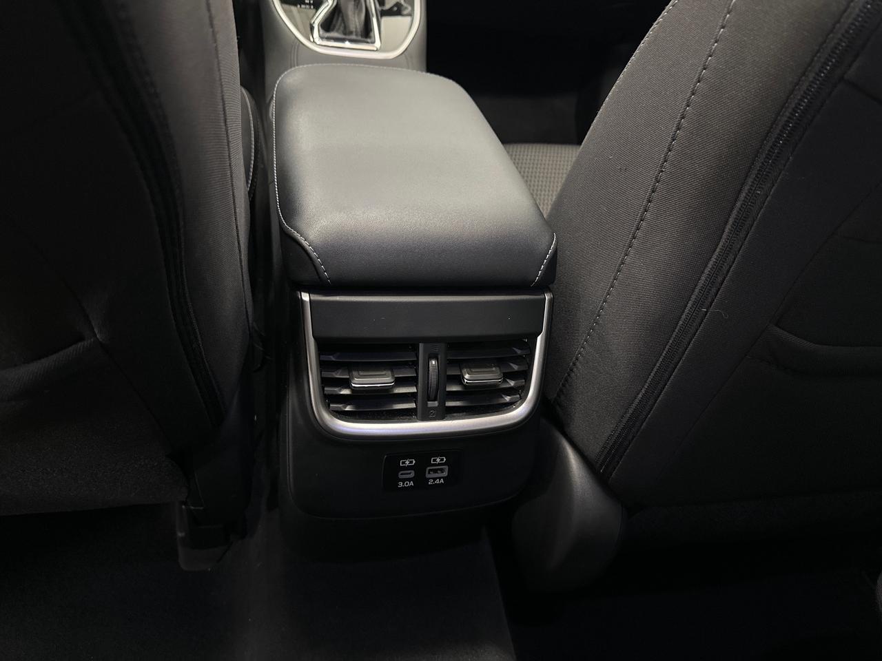 2024 Subaru Outback Touring TOURING/AWD/SUNROOF/OFF 1 OWNER LEASE! Photo