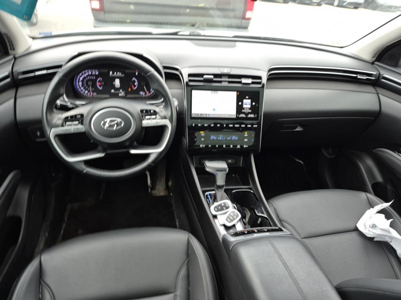 2024 Hyundai Tucson Trend TREND/AWD/LEATHER/PANOROOF/38KM/OFF HYUNDAI LEASE! Photo