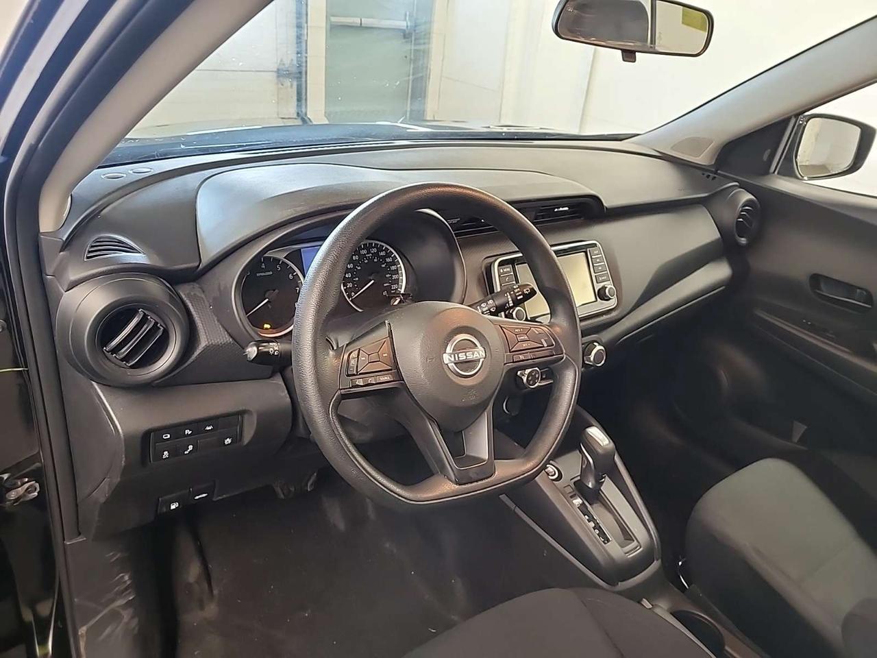 2024 Nissan Kicks S/14KM/AUTO/AC/PWR GRP/OFF NISSAN LEASE! Photo5