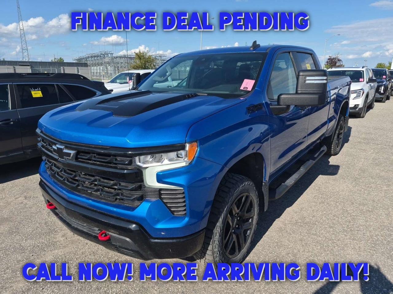 2023 Chevrolet Silverado 1500 LT Trail Boss LT TRAILBOSS/5.3L V8/Z71/WIDESCREEN/TECH/BUCKETS! Photo