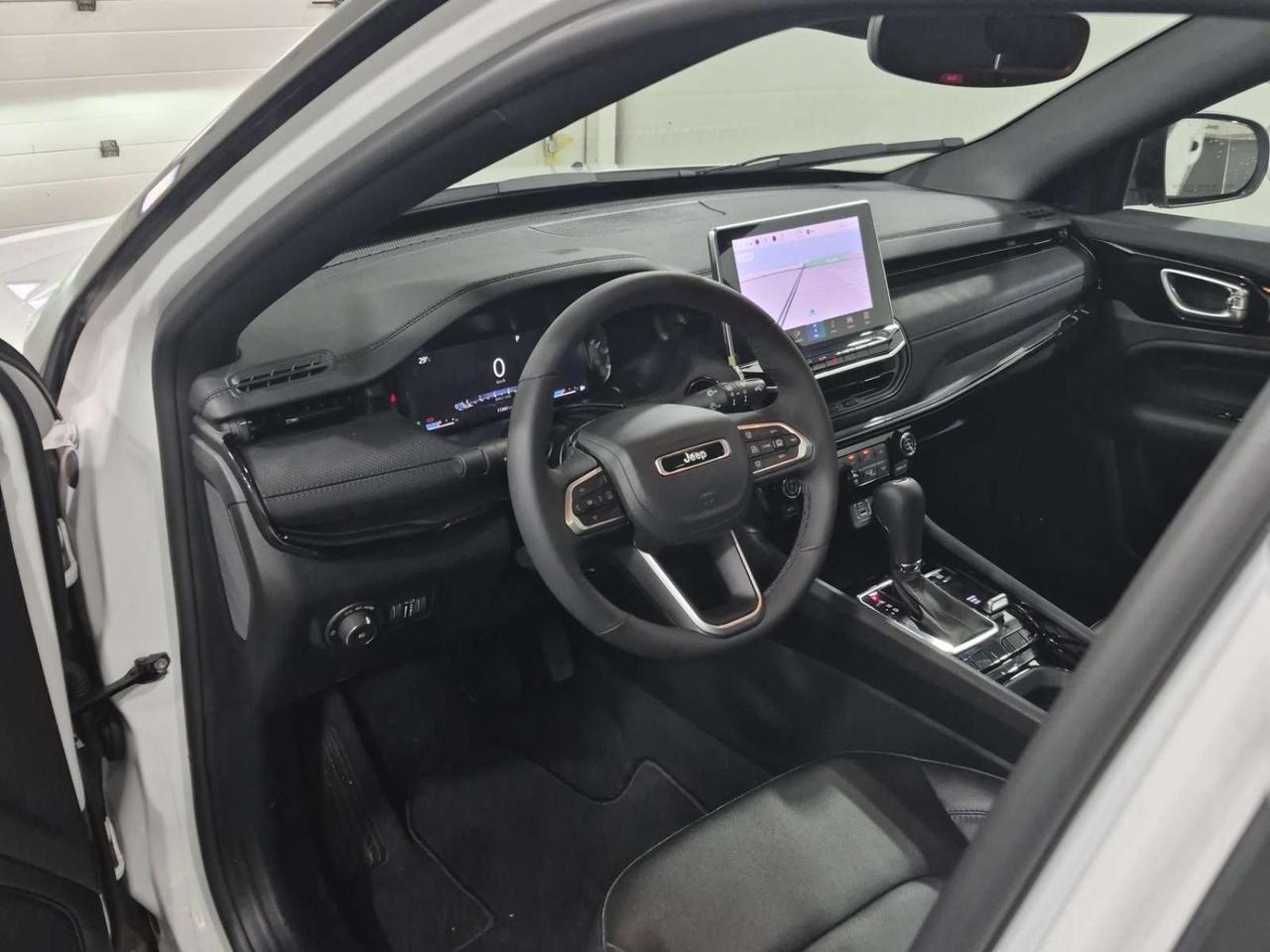 2026 Jeep Compass Limited LIMITED/4WD/PANOROOF/LEATHER/NAVI/OFF JEEP LEASE! Photo1