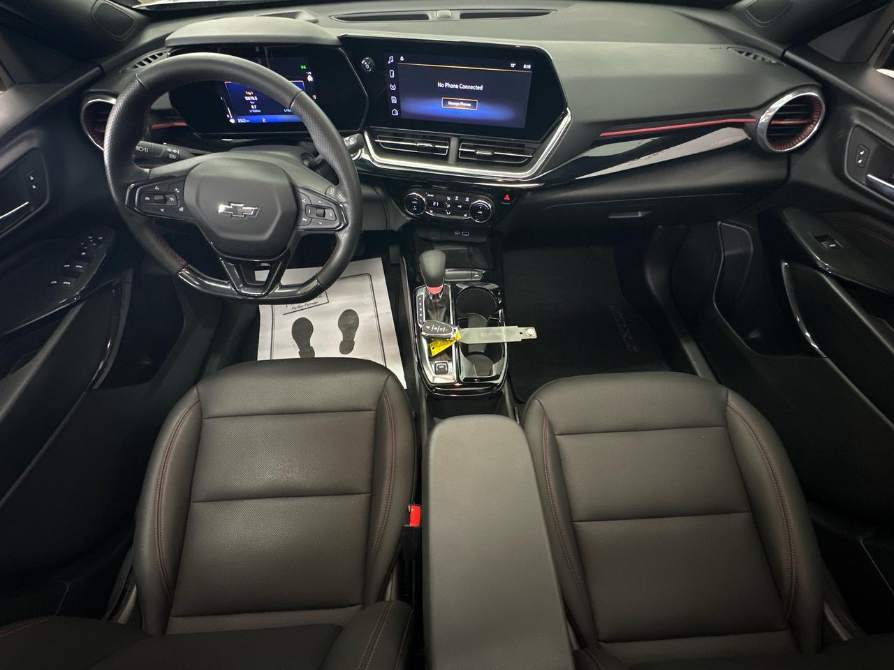 2025 Chevrolet Trax 2RS/LEATHER/SUNROOF/10400KM/OFF GMAC LEASE! Photo