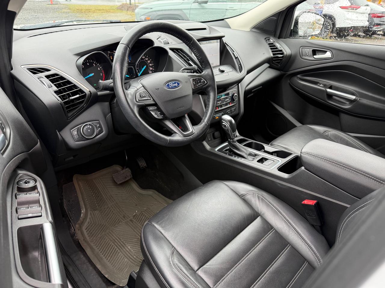 2018 Ford Escape SEL NAV! Leather! Heated Seats! Photo