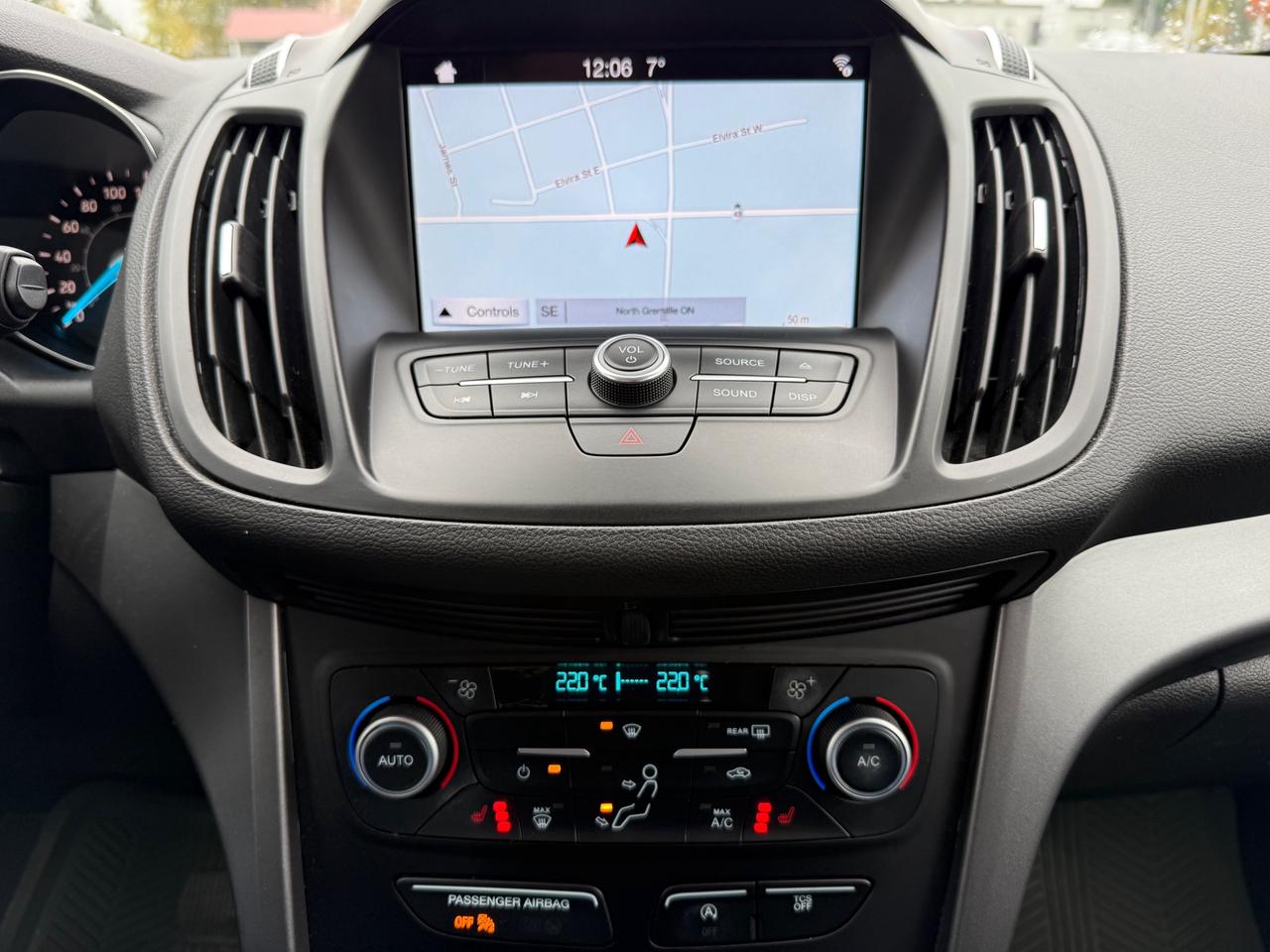 2018 Ford Escape SEL NAV! Leather! Heated Seats! Photo