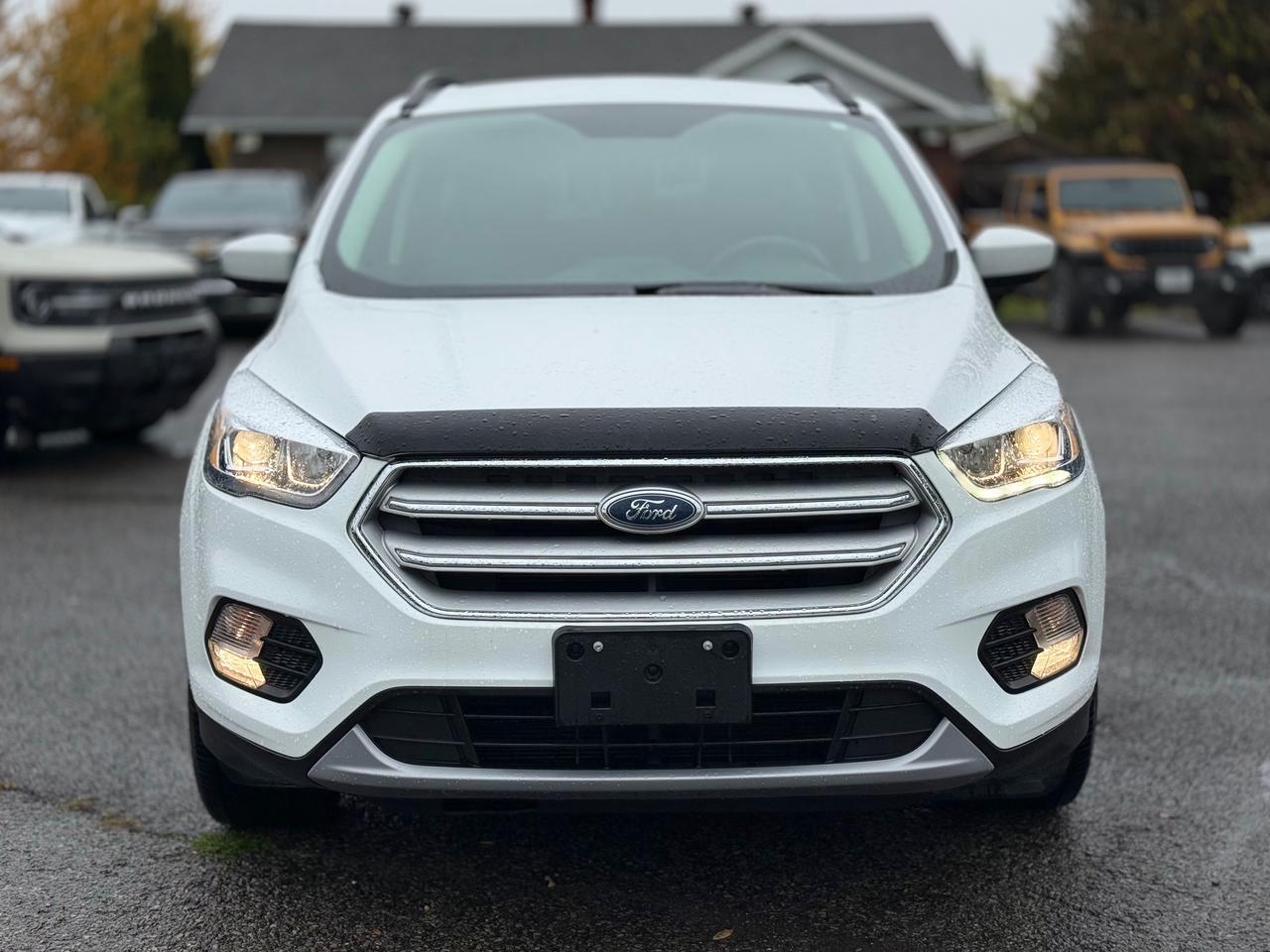 2018 Ford Escape SEL NAV! Leather! Heated Seats! Photo