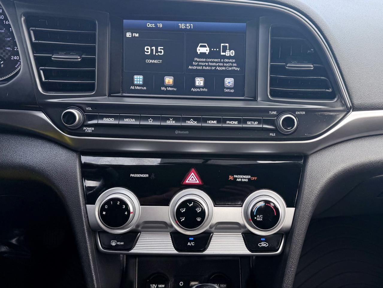 2020 Hyundai Elantra FINANCING AVAILABLE Photo14