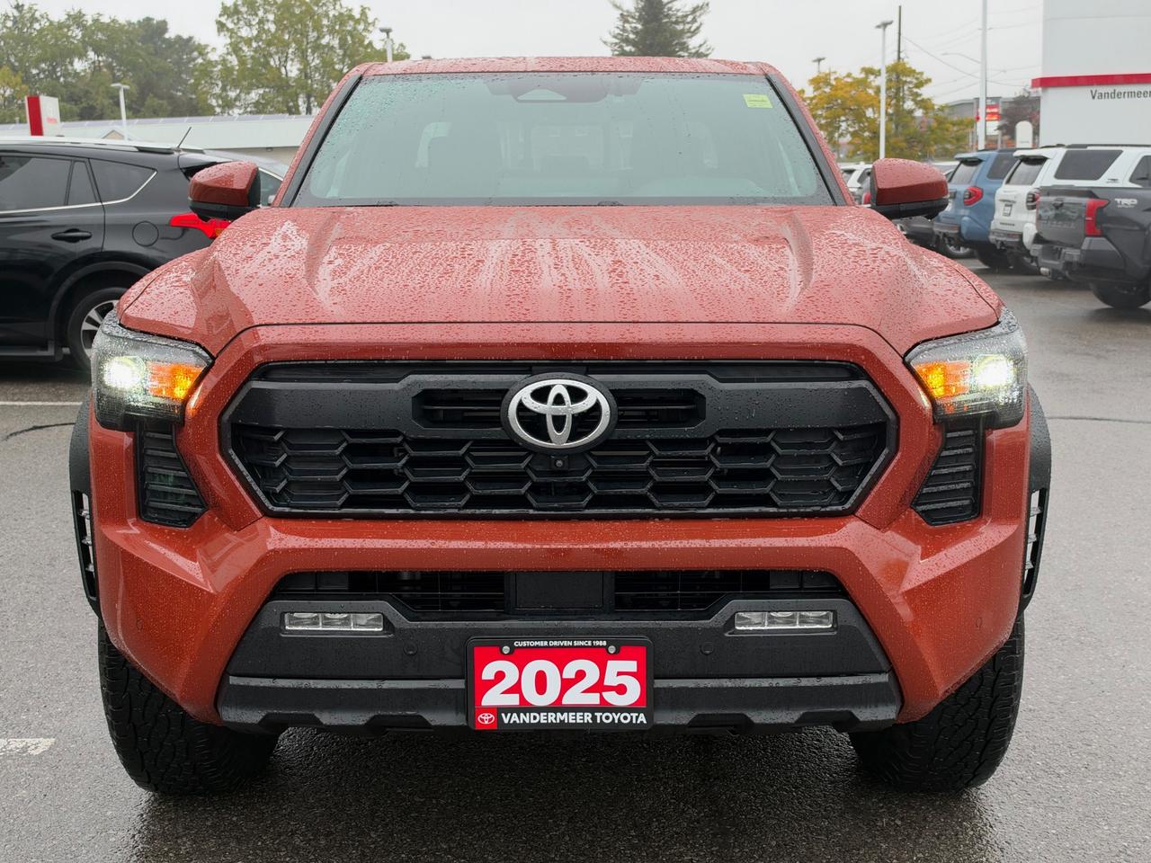 2025 Toyota Tacoma TRD OFF ROAD-PREMIUM! Photo2