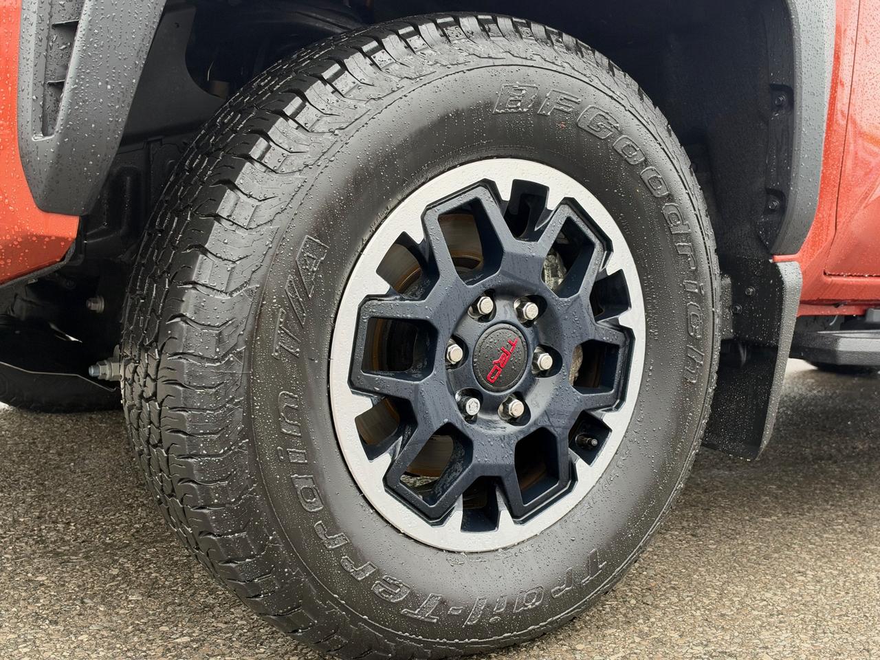 2025 Toyota Tacoma TRD OFF ROAD-PREMIUM! Photo